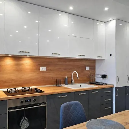 Boutique Yellow 1 Apartment *