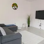 Апартаменты Boutique Yellow 1 *