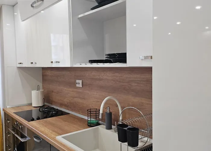 Boutique Yellow 1 Plovdiv